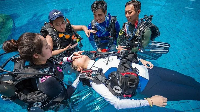 PADI Rescue Diver Course- August 9, 23 & 24